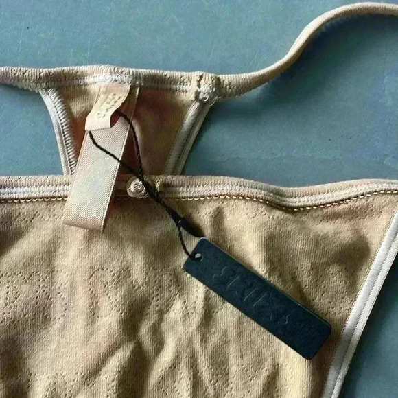 Skims NWT Women's Ochre Logo Pointielle T-String Thong Size XL - Picture 4 of 8